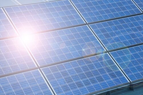 PVシステムとは？太陽光発電に必要な機器と導入時の注意点